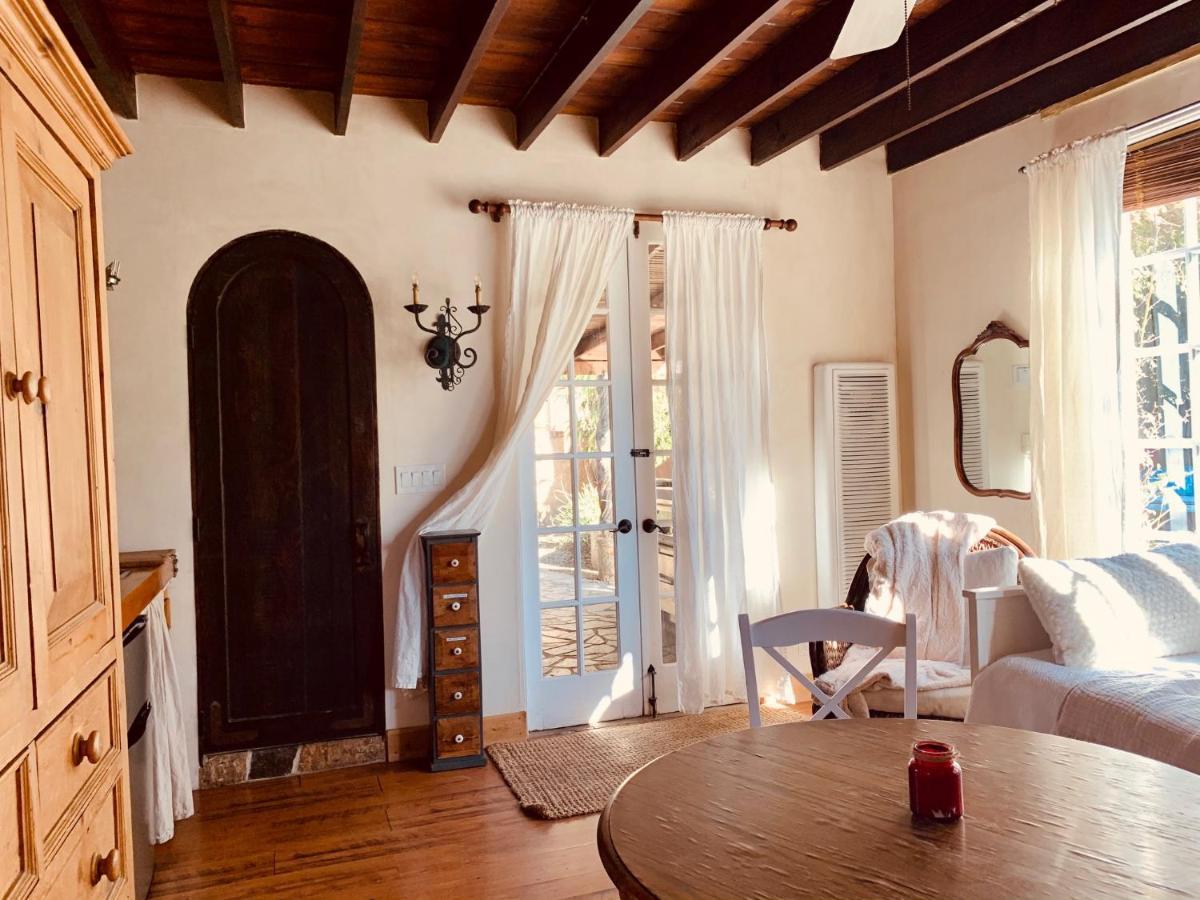 Under The Tuscan Sun Cottage In West Los Angeles Zewnętrze zdjęcie